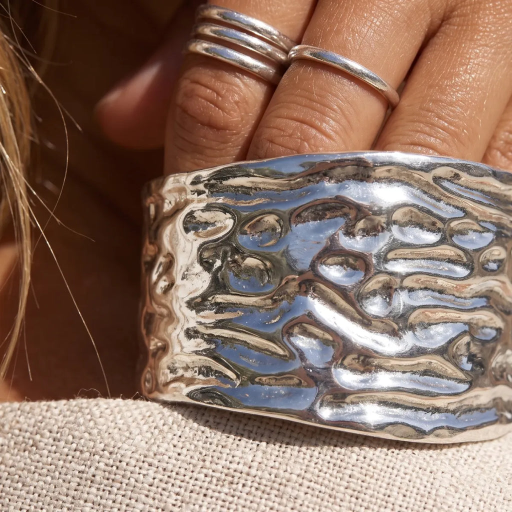 Brazalete Plateado Cala