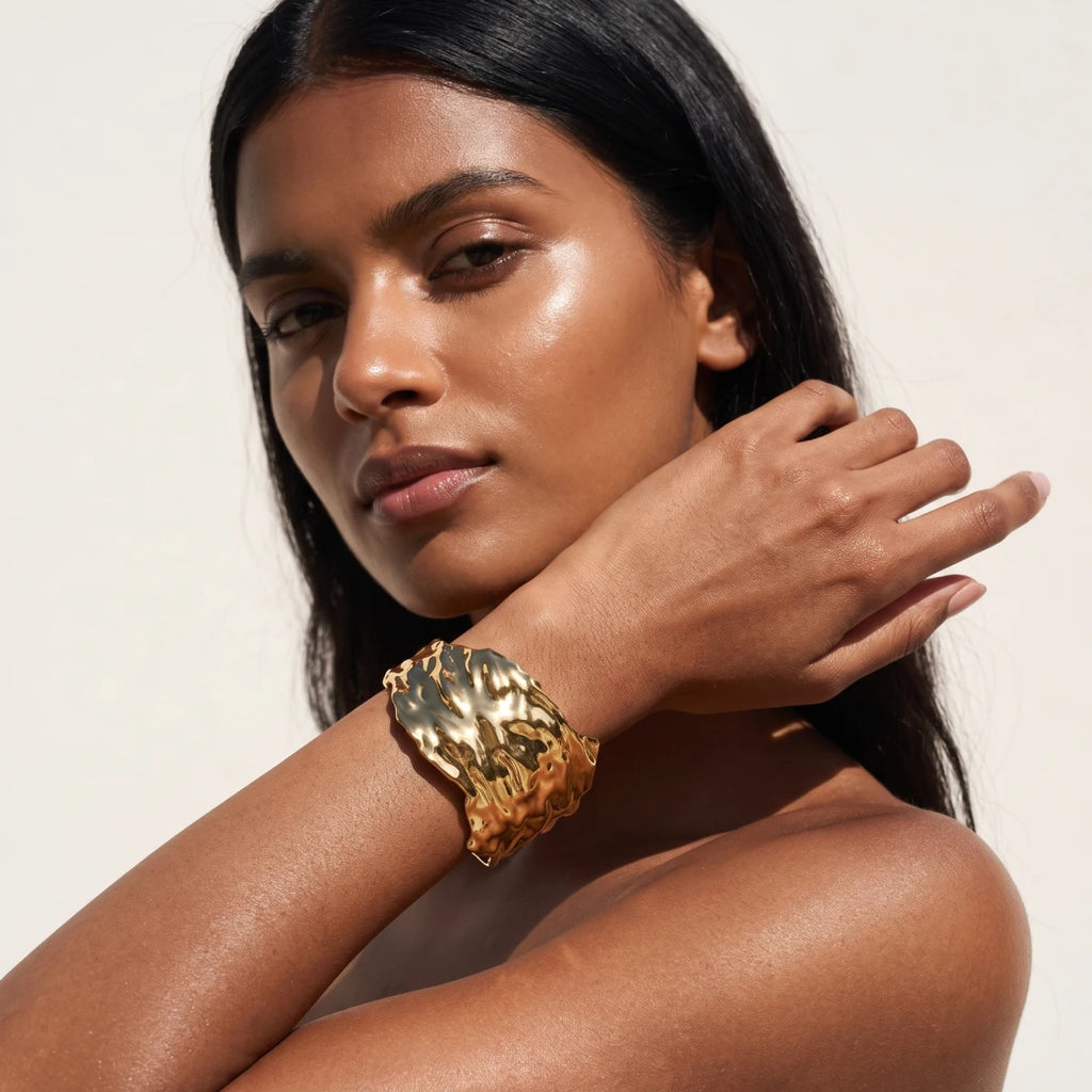 Brazalete Dorado Magma