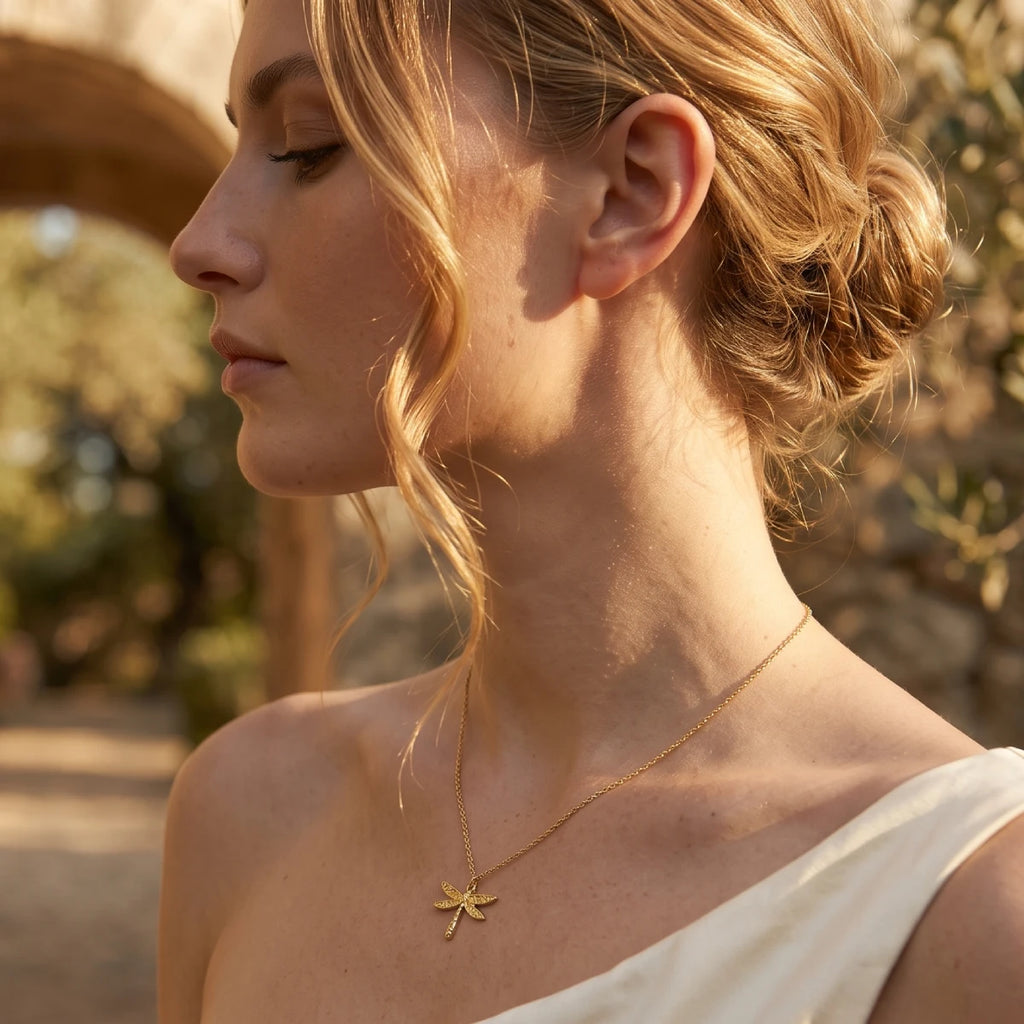 Collar Dorado Libélula