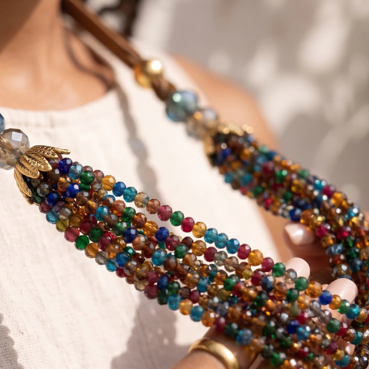Collar Multicapa con Cuentas Multicolor