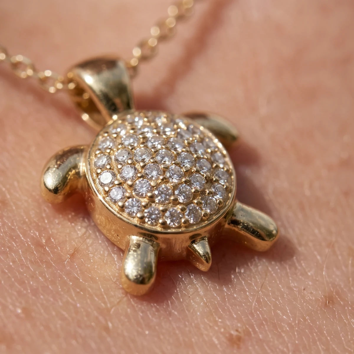 Collar Dorado Tortuga Circonitas