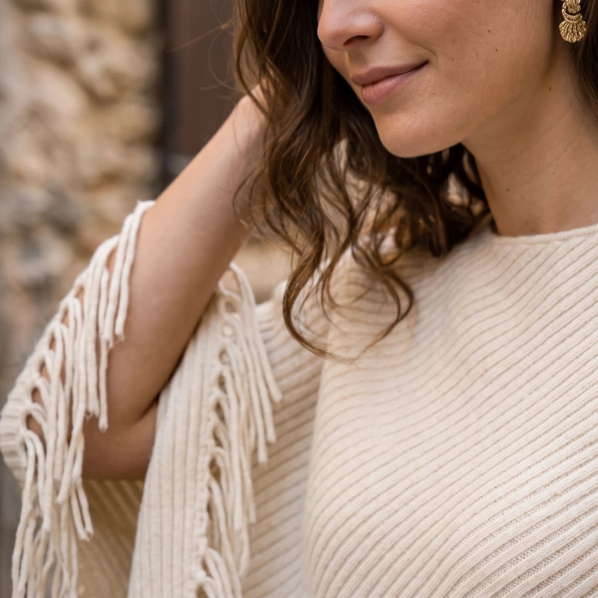 Poncho Blanco con Flecos