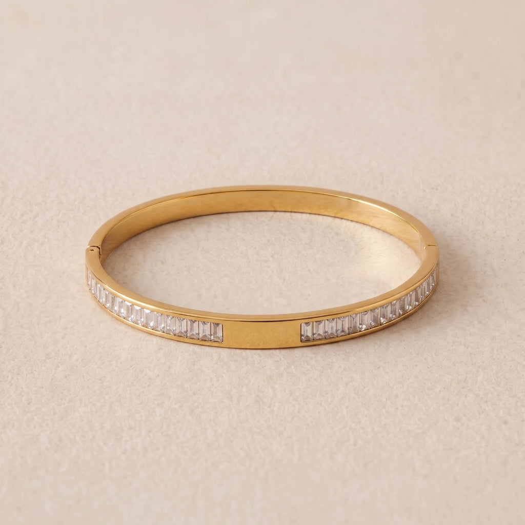 Pulsera Rígida Dorada Circonitas Baguette