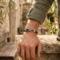 Pulsera de Cuero Marrón con Detalle