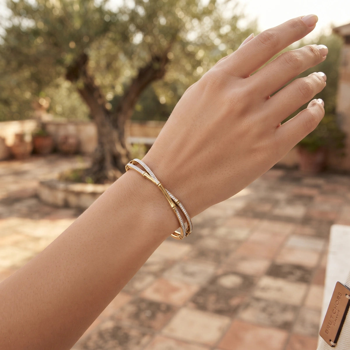 Pulsera Rígida Dorada Bambú